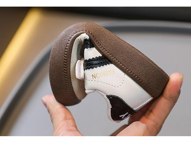 Children's German Training Sneakers - 2025 Spring/Autumn Solid Sole Velcro Sneakers for Boys & Soft Sole Forrest Gump Shoes for Baby Girls.