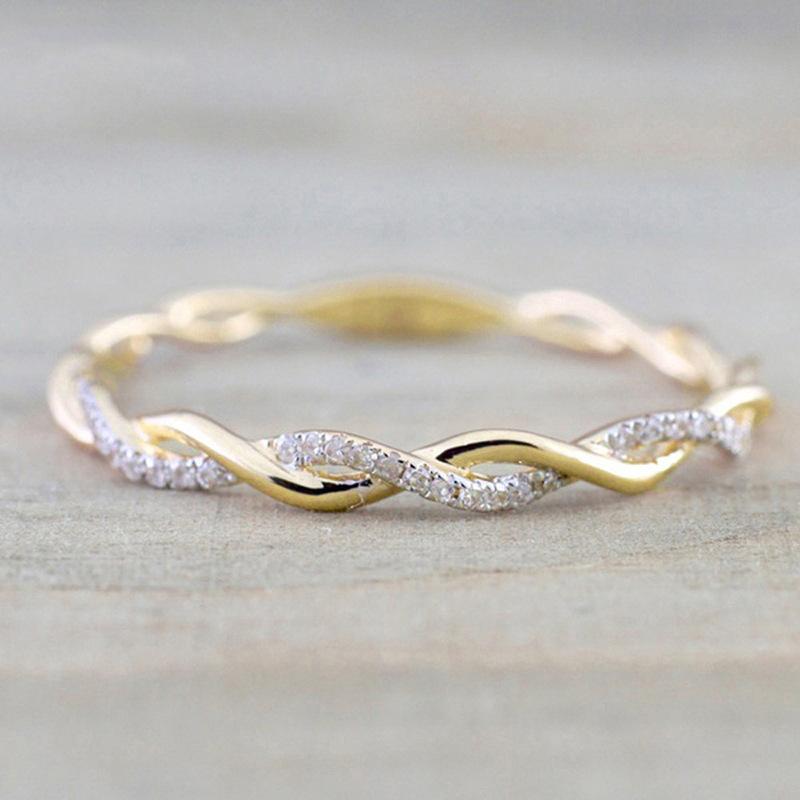 Twist Rope Ring, Exquisite Micro-Inlaid Zircon Strip Ring, Fashionable Self-Discipline Personalized Tail Ring