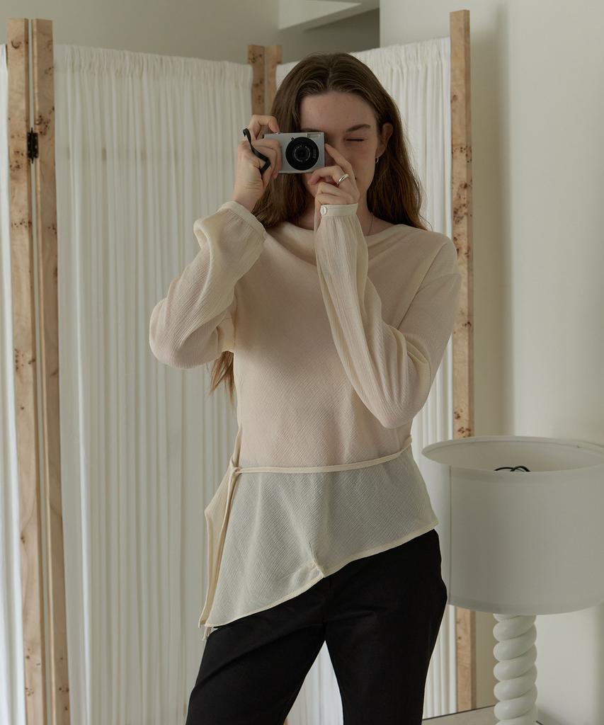 AMONG A Wrinkle Wrap Blouse_Cream