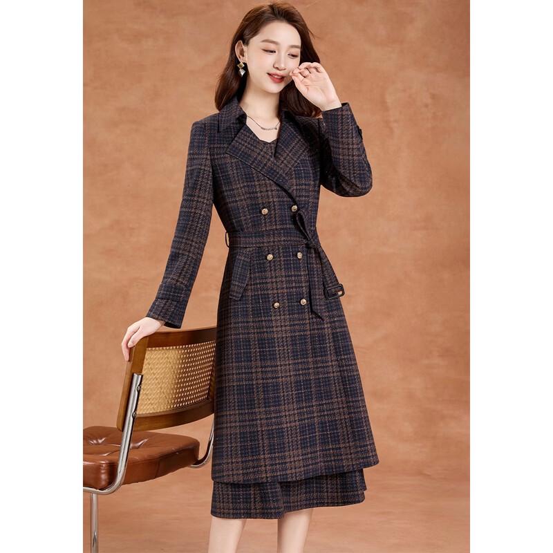 Elegant Checkered Blazer & Long-Sleeve Dress Set