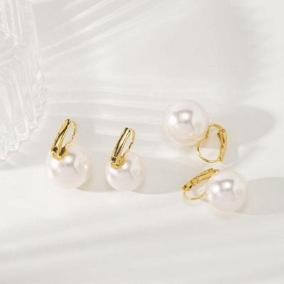 MONDE Pearl One-Touch Hoop Earrings – 2 Sizes
