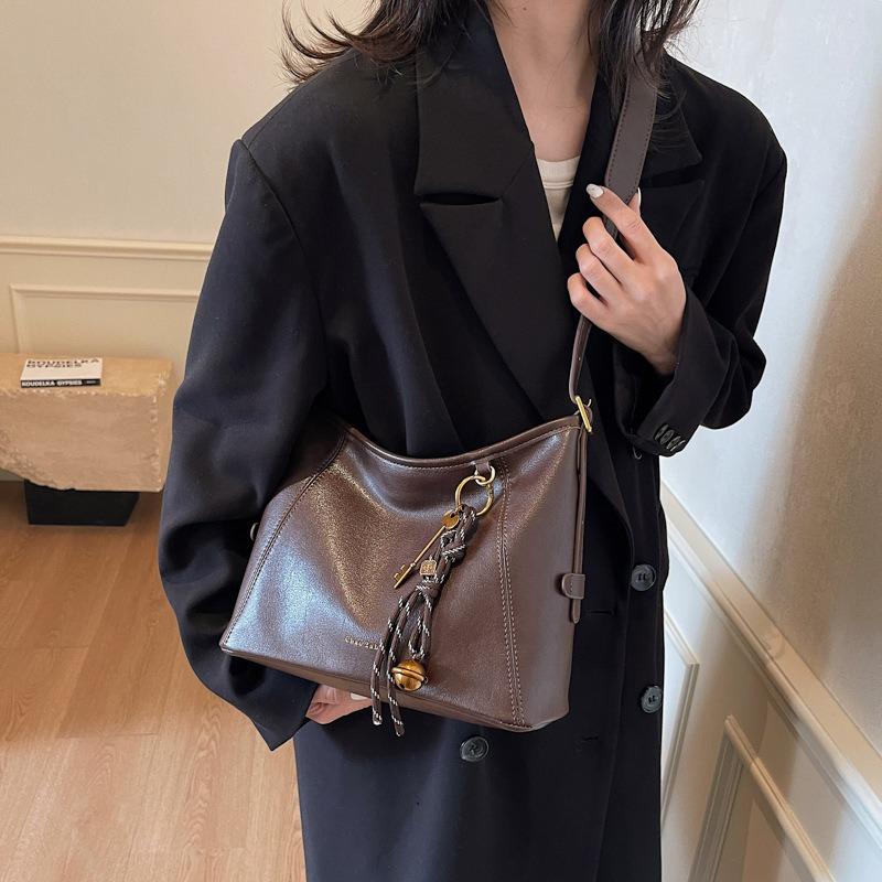 Lazy Wind Bag Women's Large-capacity New Autumn and Winter Retro Shoulder Messenger Bag Commuter Tote Bag