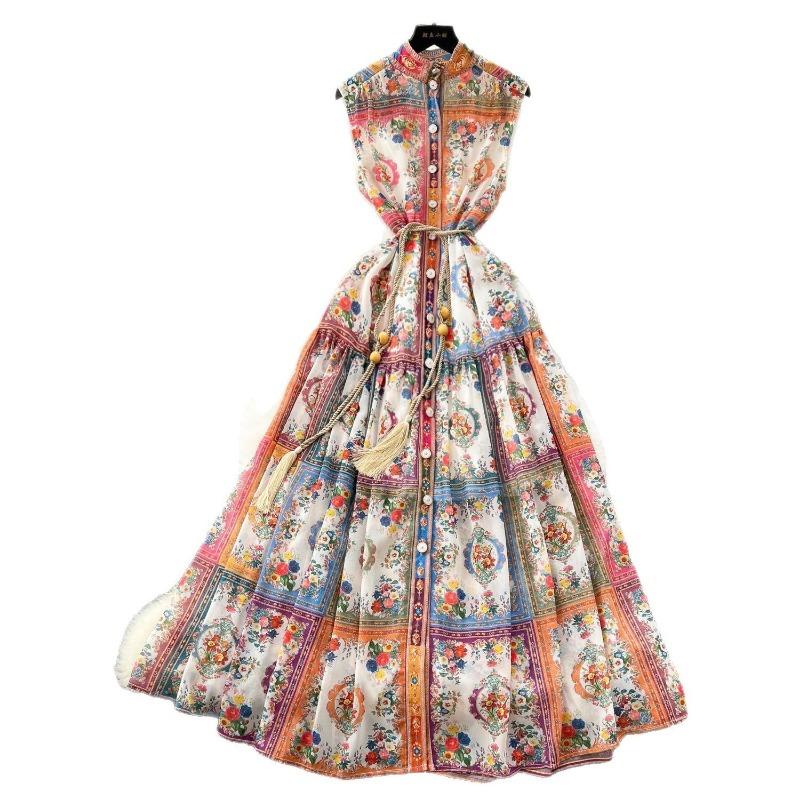 This Women's Vacation Style Elegant Sleeveless Waist-cinching Printed Pleated Dress Is A Fashionable and Slimming Dress