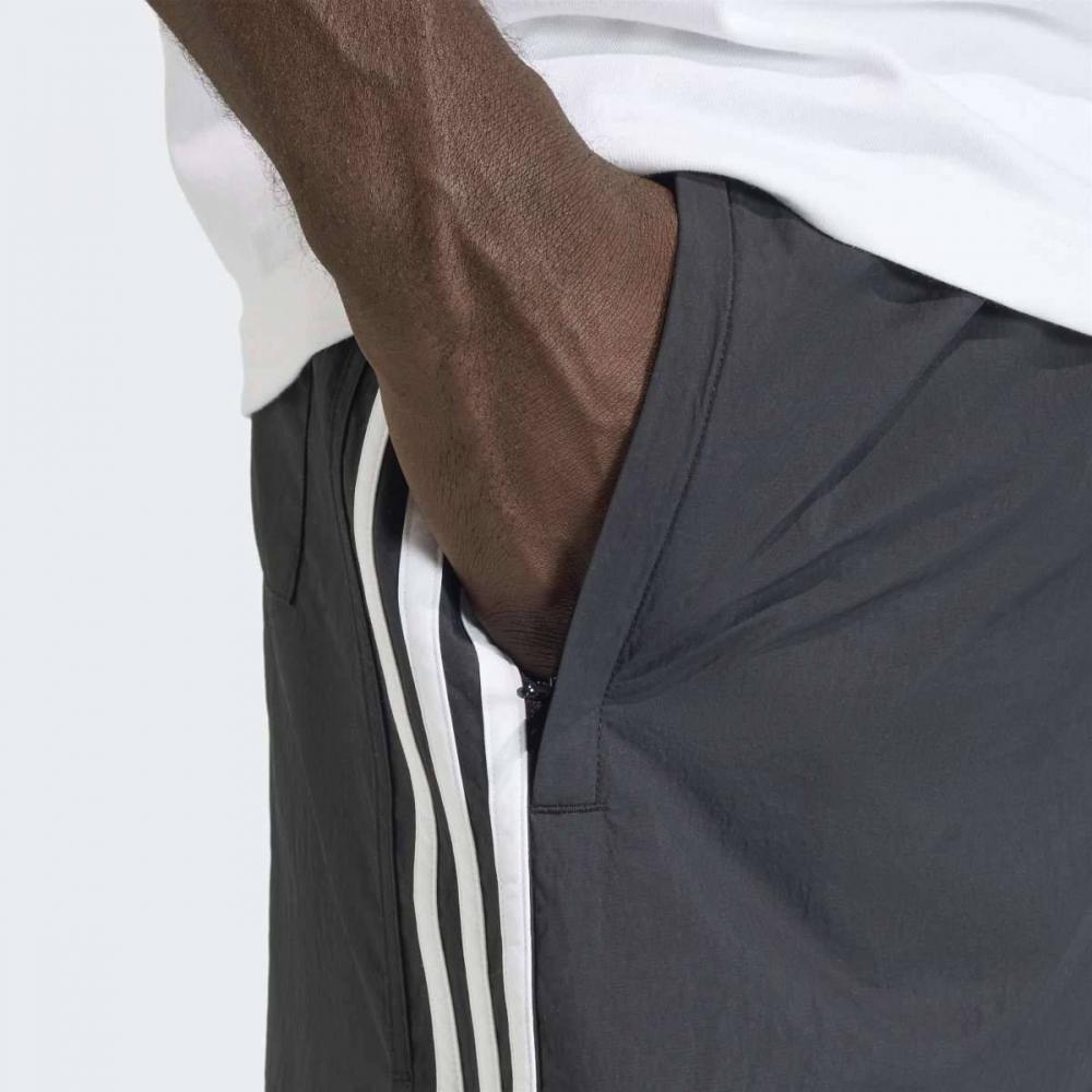 adidas Comfortable Sprinter Shorts With Drawcord Closure  Ke3571 