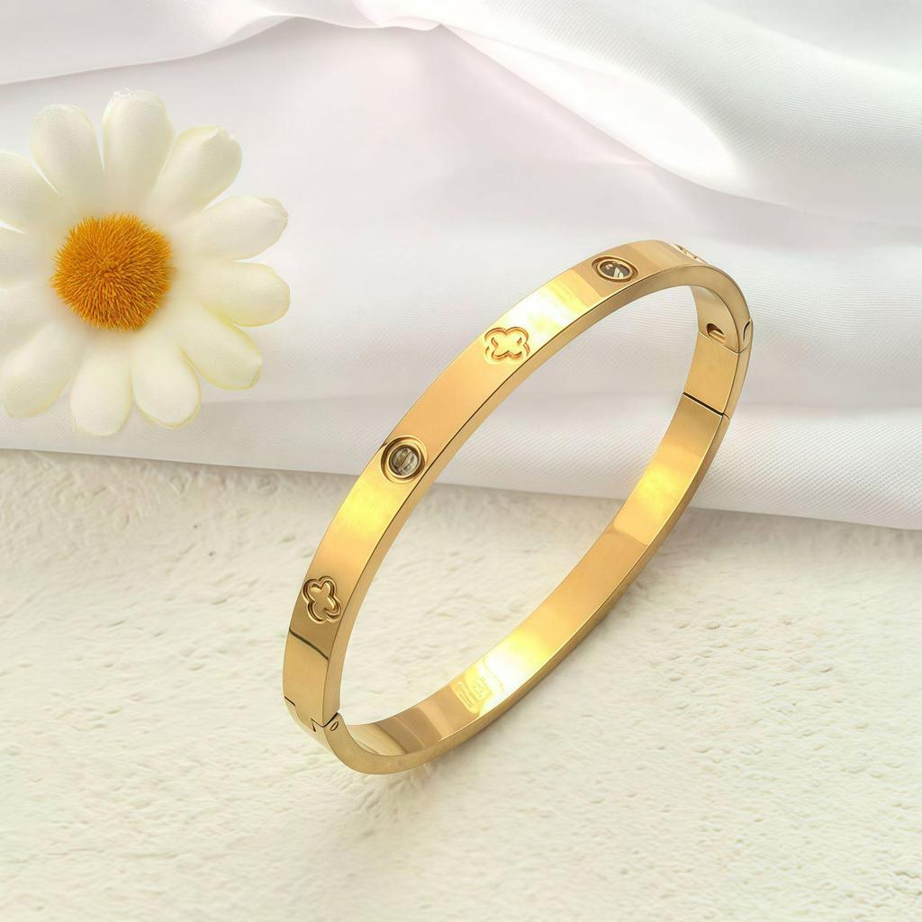 Bracelet Rétro Minimaliste Tendance pour Femmes en Acier Inoxydable Transfrontalier