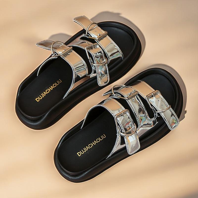 Korean-style Simple Flip-flops for Women, 2025 New Summer Fashion and Versatile Sponge Cake Thick-soled Beach Shoes for Women