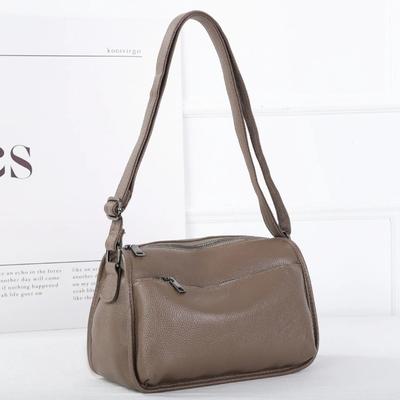 Women's Top-Grain Cowhide Leather Shoulder Bag Spacious Minimalist Crossbody for Effortless Commuting Tote with Adjustable Strap