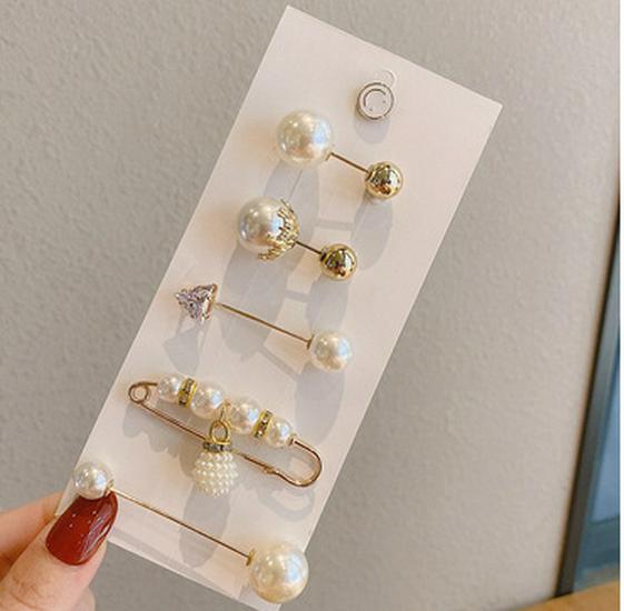 Pearl Button Brooch for Waistband Adjustment - Women's Pin to Secure and Shape Skirts or Pants