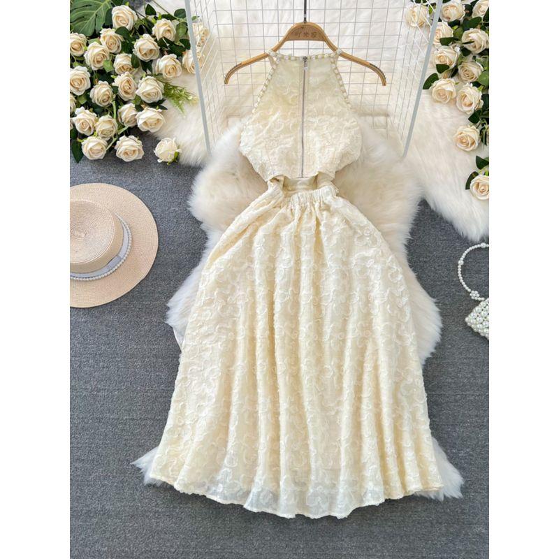 Accessible Luxury Fashion Shoulder-Baring A- line Large Hem Dress Halterneck