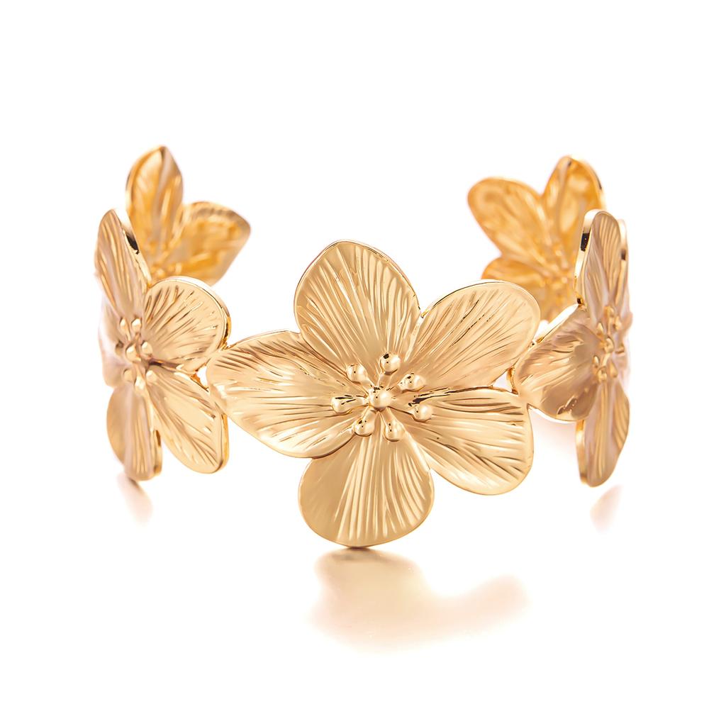Elegant Big Metal Flowers Cuff Bangle for Women Girls Sweet Gold Color Butterfly Bracelets Aesthetic Party Jewelry Accessories