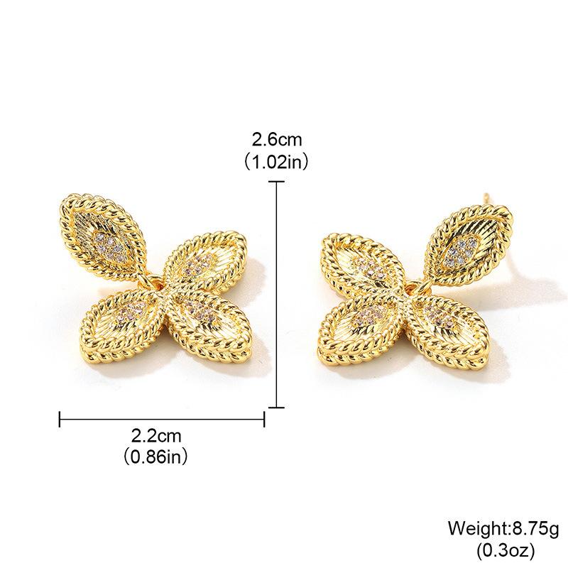 

New European and American jewelry temperament light luxury retro four-leaf clover earrings women s court style fashion zircon ear jewelry
