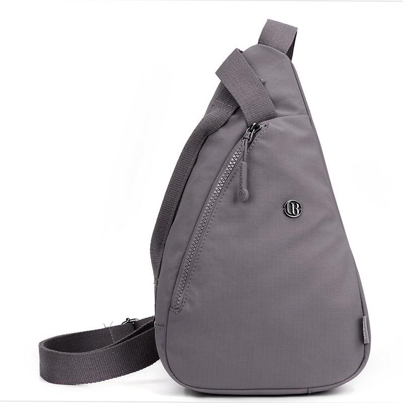 Multifunctional simple fashion breast bag women's light commuting versatile handbag niche shoulder messenger bag