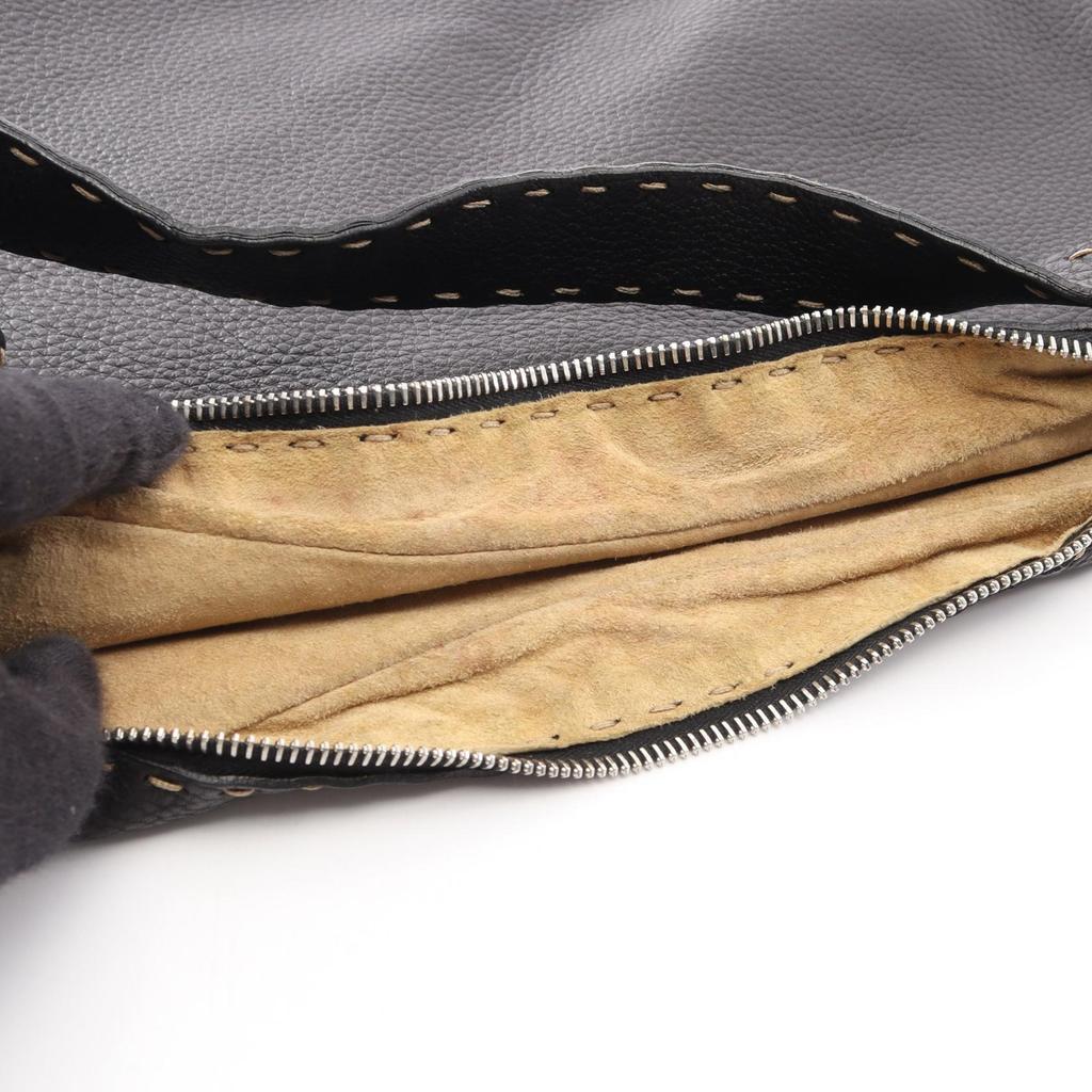 Used FENDI Selleria Shoulder Bag leather Black Used Women