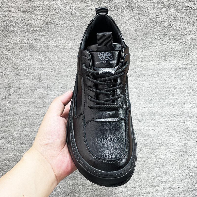 

Европейская станция Маленькие белые туфли Мужские повседневные кроссовки Кожаные Универсальные трендовые Немецкие тренировочные туфли Модные Красивые Трендовые Мужские кеды 44