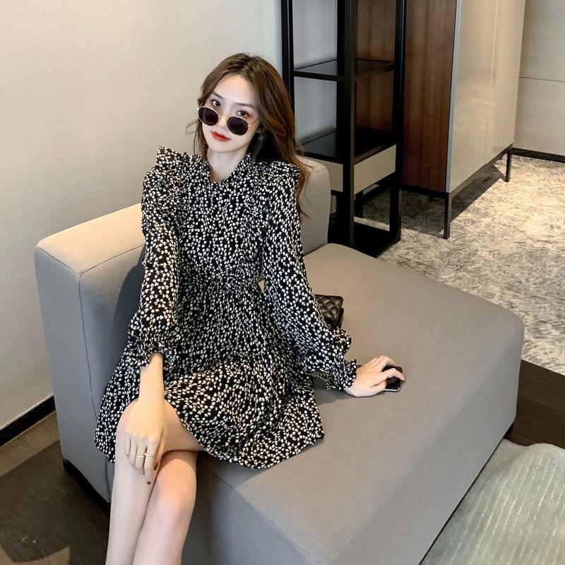 New high-waisted long-sleeved fungus edge temperament dress women's spring, autumn and winter design sense with floral short skirt