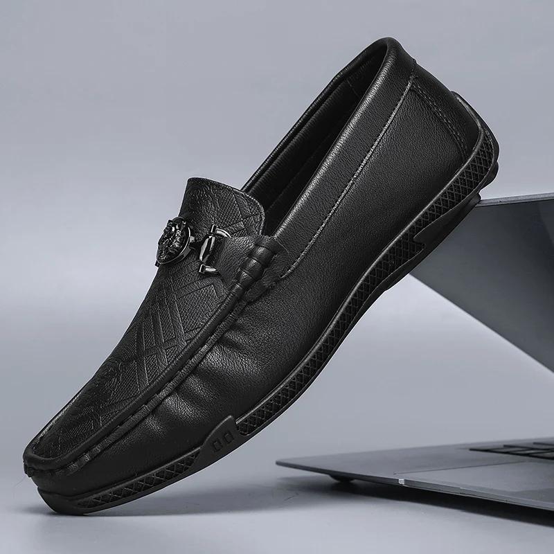 Fashion Luxury Brand White Black Leather Men Casual Shoes Formal Men Dress Shoes Designer Breathable Slip on Driving Shoes Men Loafers