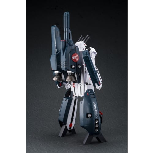 Super Dimension Fortress Macross: Do You Remember Love? 1/60 Scale Fully Transformable VF-1S Strike Valkyrie (Hikaru Ichijo) Movie Ver. Pre-painted Fi