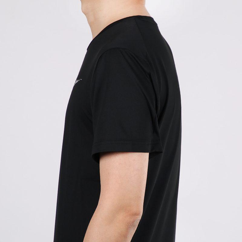 Nike T Shirts Men's Black Crew Neck Moderate Straight Fit CJ4634-010