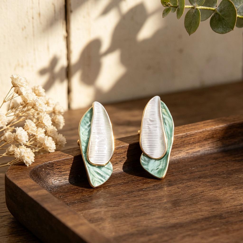 Hand-painted enamel color stud earrings contrasting color double-layer blade design niche temperament versatile women's earrings