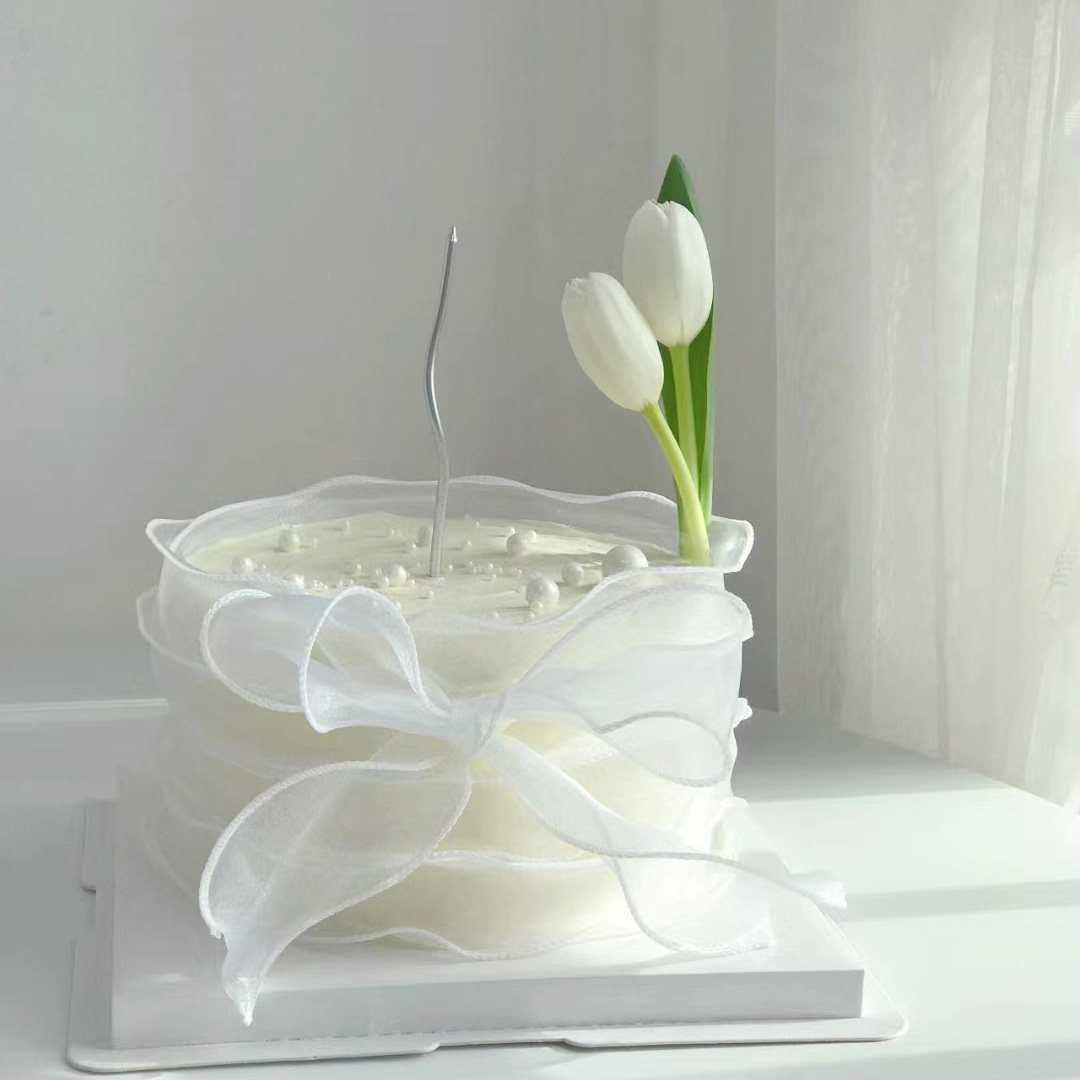 New Style Celebrity Floral Cake Model - Rose & Carnation Design 6 inches