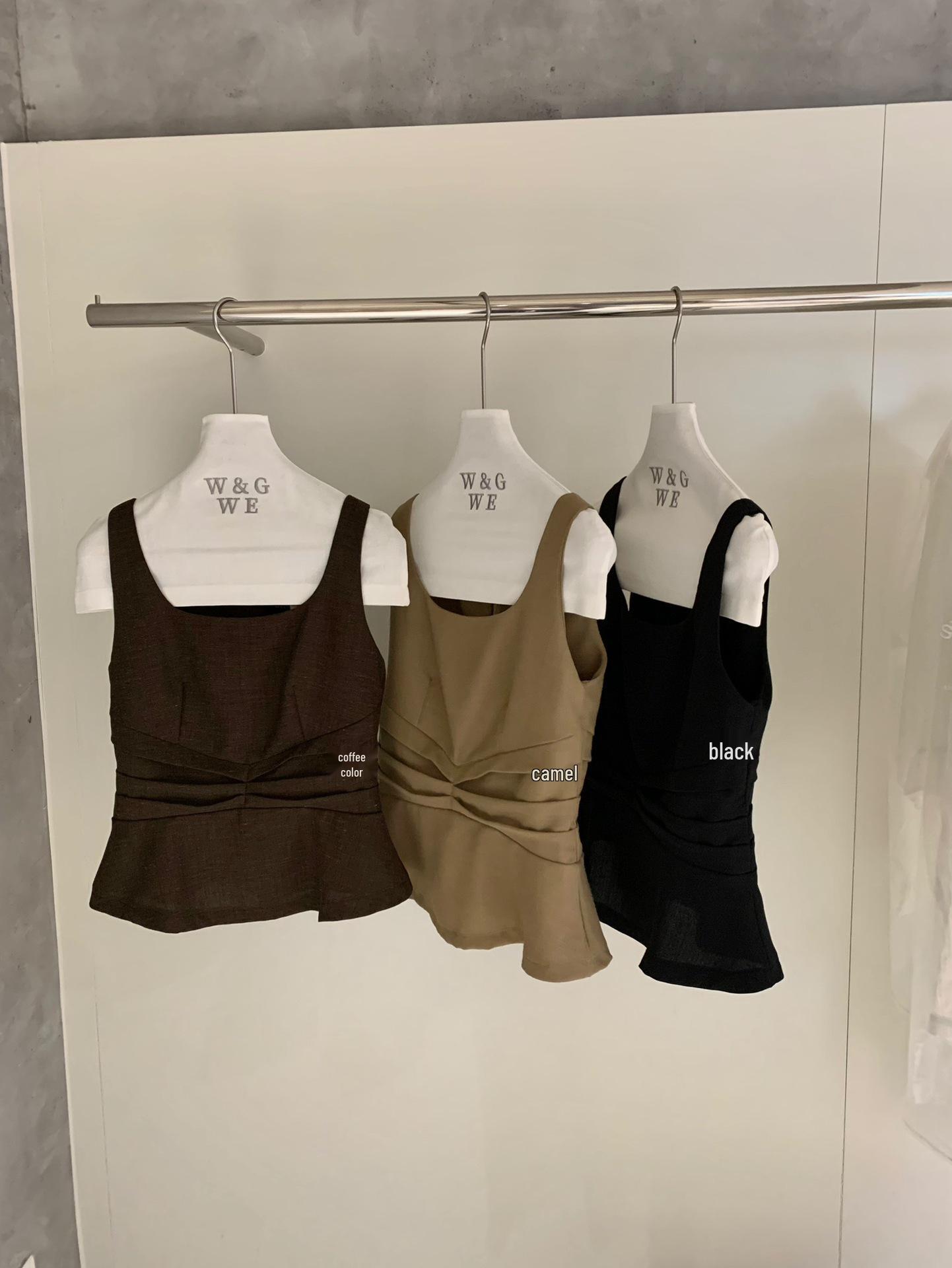 Women s Summer Square Neck Slim Spaghetti Strap Waist-Cinching Tank Top Small