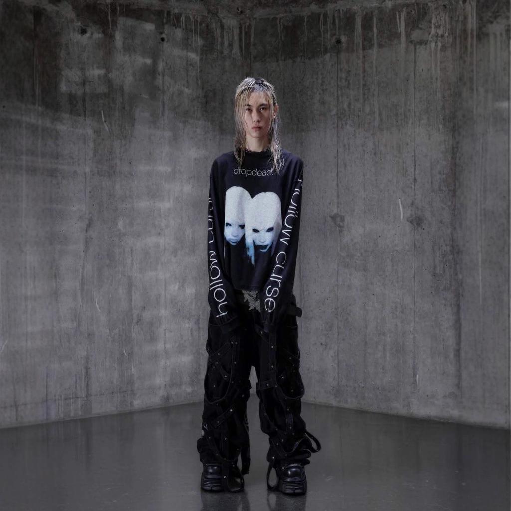 Millennial Retro Dark Character Print Loose Long Sleeve T-Shirt