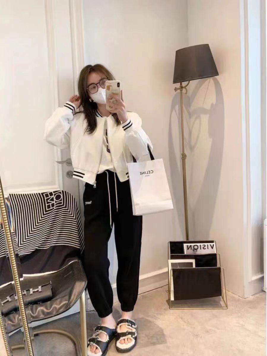 

Women s Short Baseball Jacket - Petite, Loose Fit, Korean Fashion for Spring/Autumn 2025 3XL белый