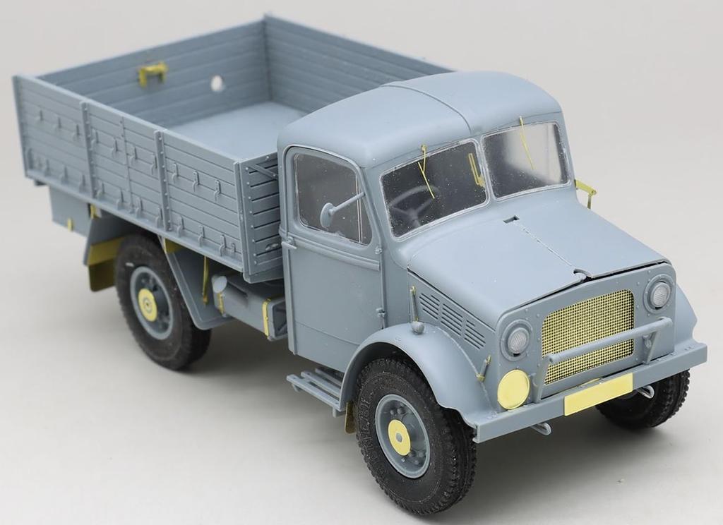 CAMS Bedford Truck with Interior Plastic Model Kit CCA35019 1/35 GS-OXD Mk.I (Military Vehicle)