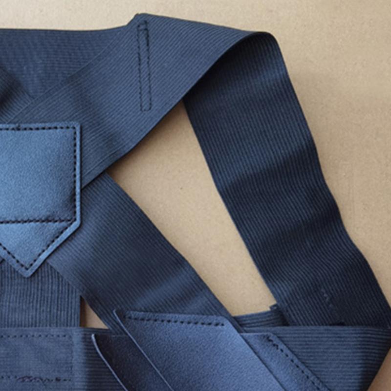 

Корректор осанки Улучшающий темперамент Удобный Комфортный Петлевые плечевые ремни Поддержка спины L(for 6.5-9kg) чёрный