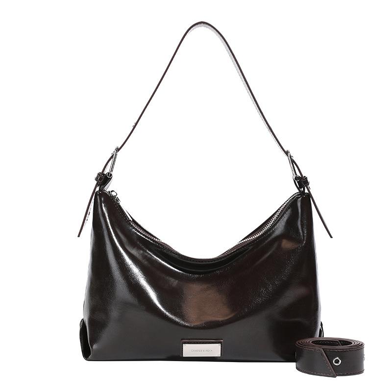 

New large-capacity shoulder bag fashion underarm bag street trend portable shoulder messenger bag women s bag