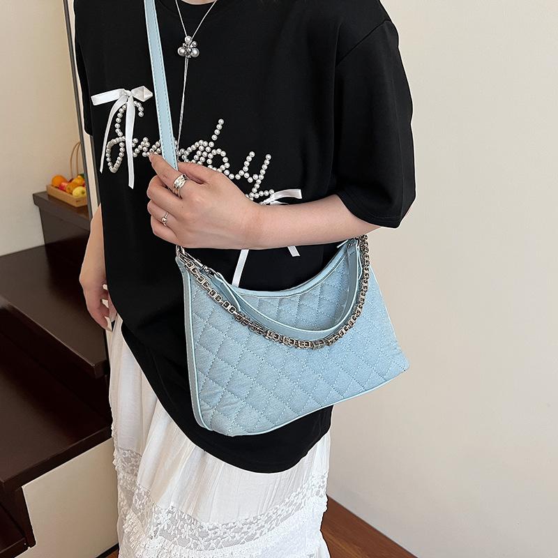 Bag Women's Premium Underarm Bag 2025 New Denim Rhombus Shoulder Bag Simple Crossbody Commuter Bag