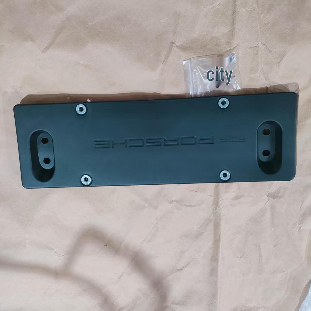 Porsche Cayenne (2015-2017) Kentekenplaathouder voorzijde 95850528745