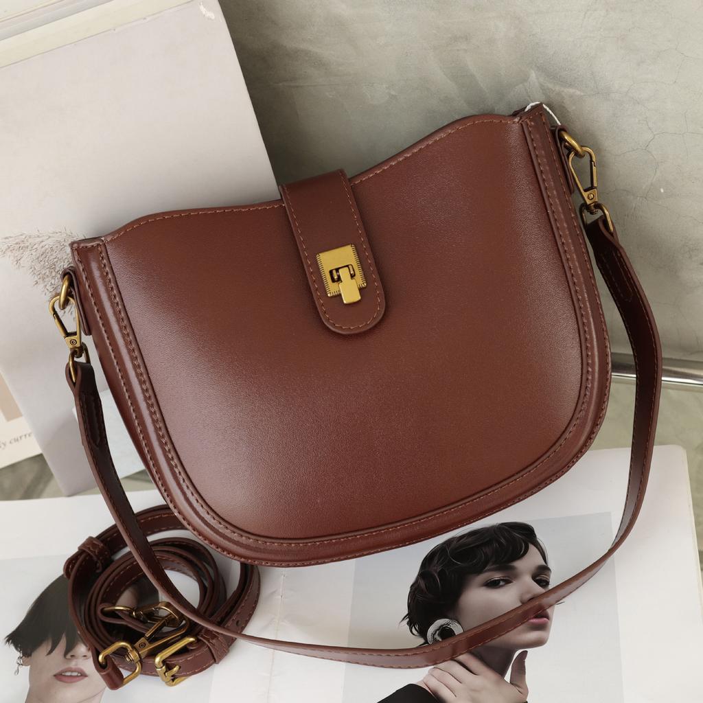 Cowhide Shoulder Shell Women's Bag Women's Fashion Simple Bag Practical Commuter Bag Multi-compartment