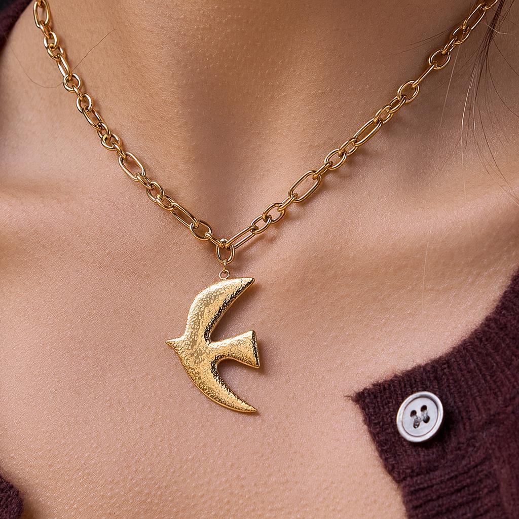 Yori Stainless Steel Hammered Dove and Bird Pendant Necklace 18K PVD Plated Waterproof Jewelry Gift Accessories
