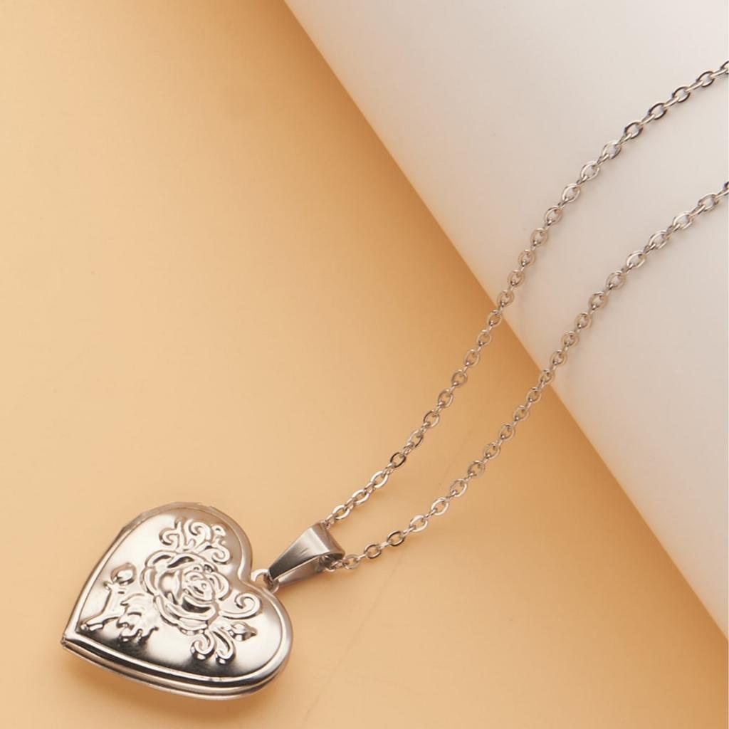 Openable Rose Photo Frame Photo Box Pendant Necklace