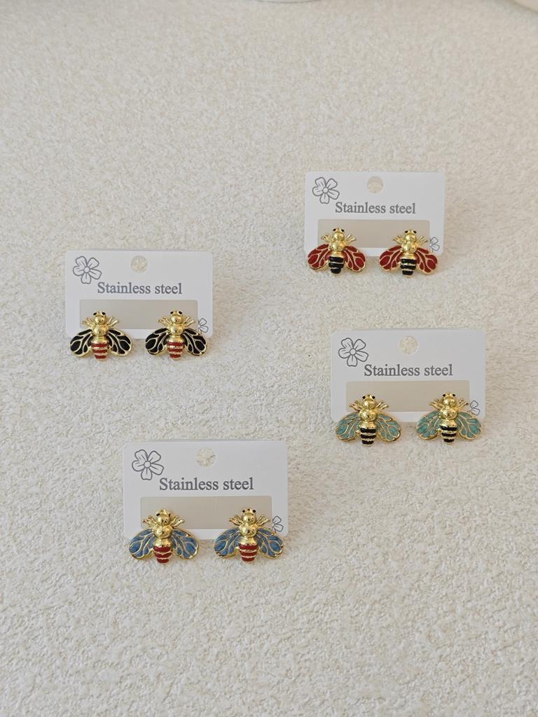 Stainless Steel Gold-plated Bee Stud Earrings for Teen Girls and Women, High-end INS Style Fashionable Earrings and Jewelry
