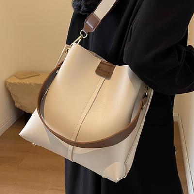 Party Bags for Women's  New Autumn and Winter Fashion Versatile Bucket Bag Niche Commuter Premium Textured Shoulder Bag