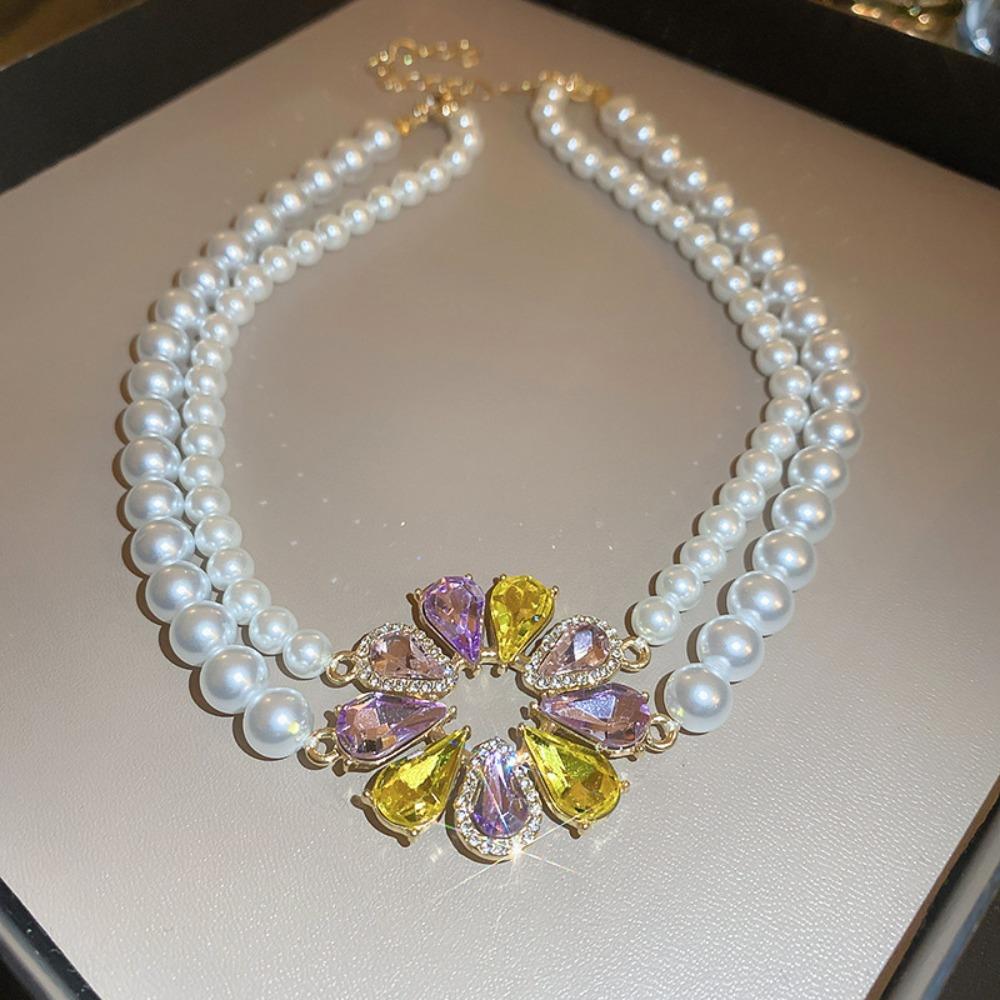 Diamond-encrusted Flower Geometric Pearl Necklace Temperament Light Luxury Sweater Chain French Retro Necklace Autumn and Winter