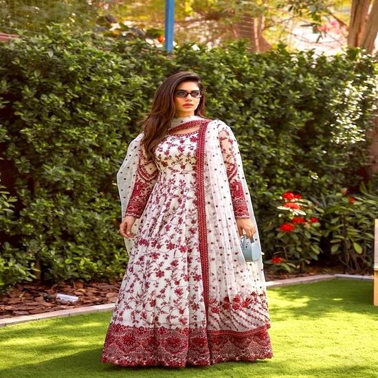 Elegant Floral Print Floor-Length Anarkali Gown with Sheer Dupatta Set M