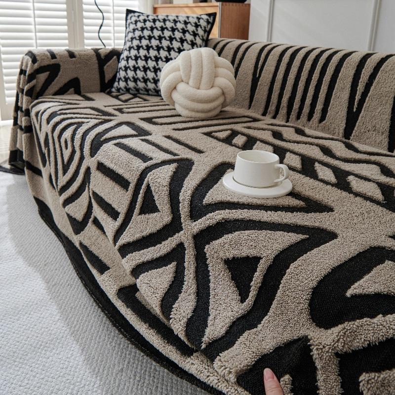 Polar Fleece Plush Sofa Cover Cloth Thickness Anti Slip Sofa Towel Geometric Print Couch Seat Cushion Mat Full Coverage Blanket