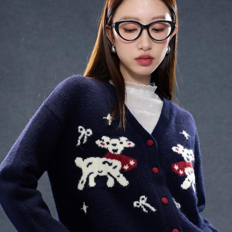 Sancai Plus Size V-Neck Jacquard Knitted Cardigan