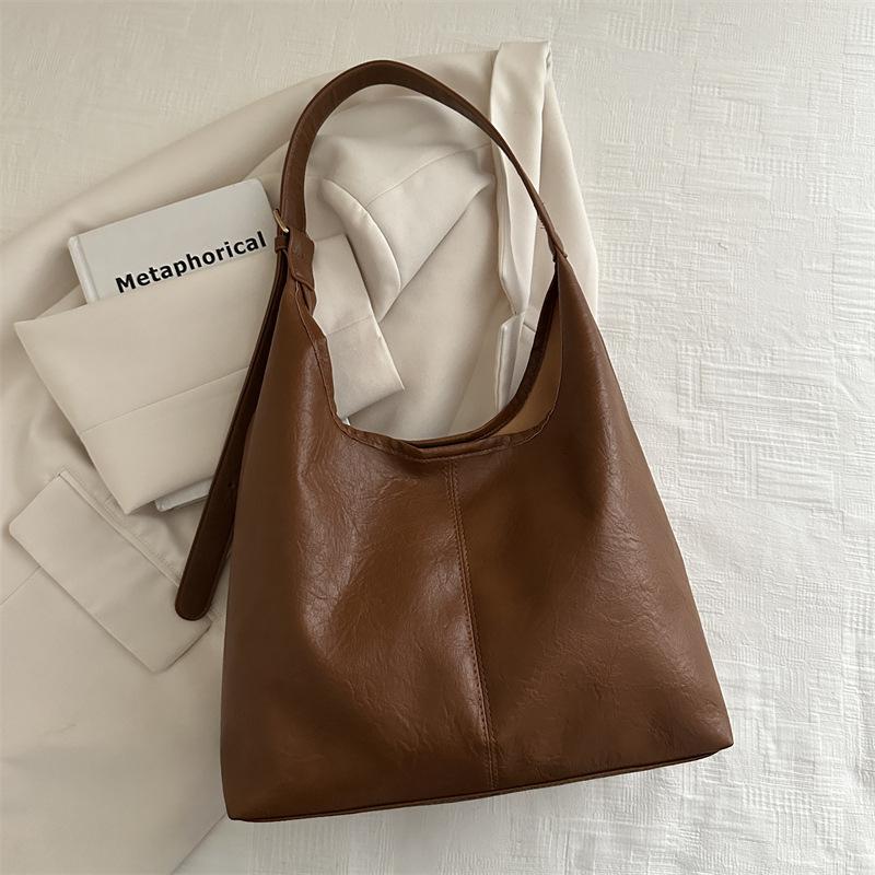 Bag Ladies 2025 New High Value Retro Shoulder Bag Summer Bucket Tote Bag