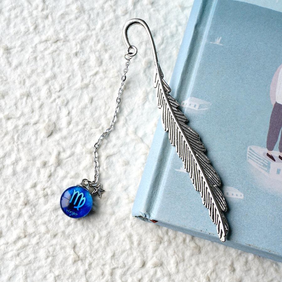 Creatieve Lichtgevende Boekenlegger Twaalf Sterrenbeelden Hanger Metaal Retro Blad Pagina-markeerder met Cadeau