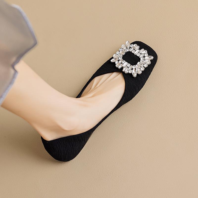 

Weiwei 566-1 Women s Rhinestone Square Toe Flat Slip-On Shoes - Soft Sole, Plus Size. 39 зелёный