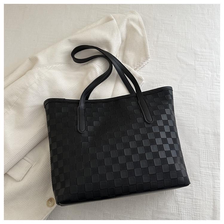 2025 Autumn Trendy Checkered Tote Bag - Large Capacity Shoulder & Handheld Design