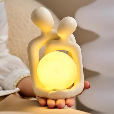 Charakter-Paar-Ornament Romantische Paar-Skulptur Heim- & Bürodekoration Ideales Jubiläums- Valentinstagsgeschenk