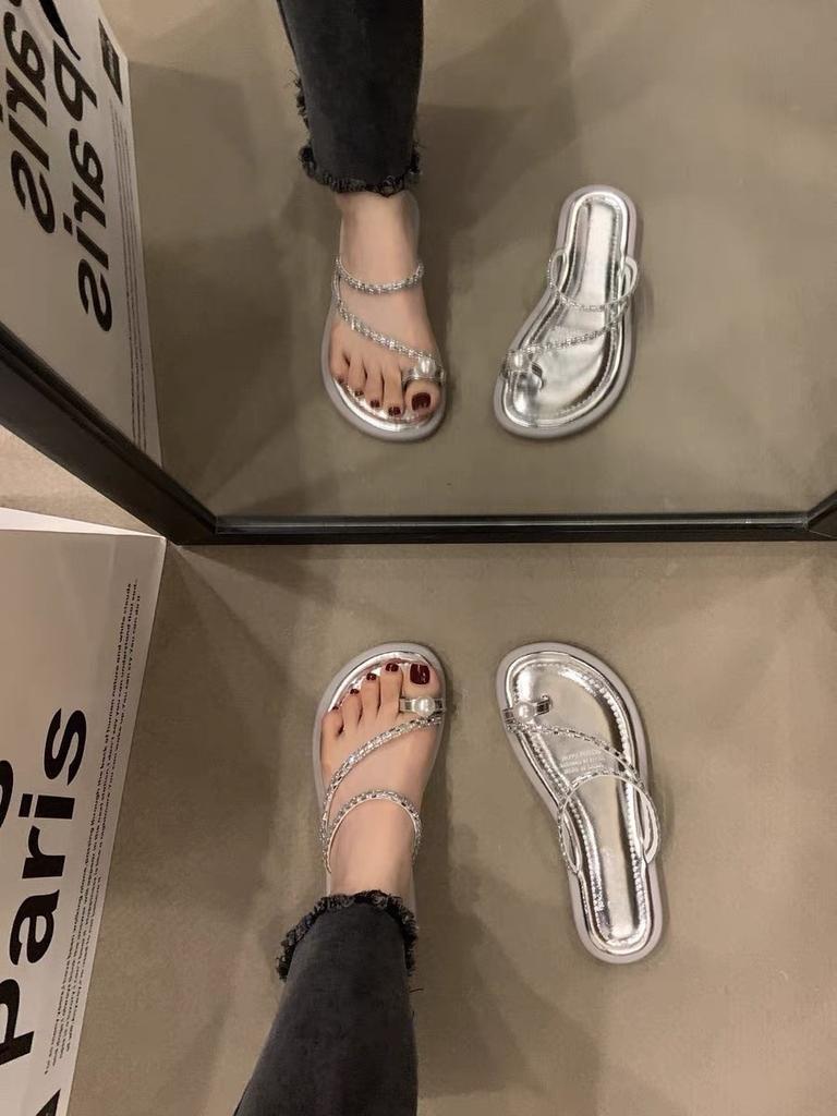 Evening Slippers 2025 New Flat Shoes Pinch Feet Cool Slippers Fairy Style Beautiful Sandals Women's Summer Wear