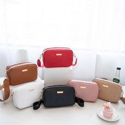 2023 Women's Embossed Wave Pattern Square Camera Shoulder Bag
