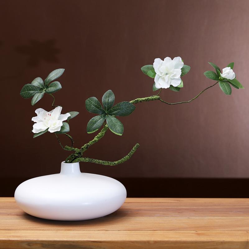 Zen-Inspired Green Plant Vase for Japanese Tea Room or Coffee Table Decoration