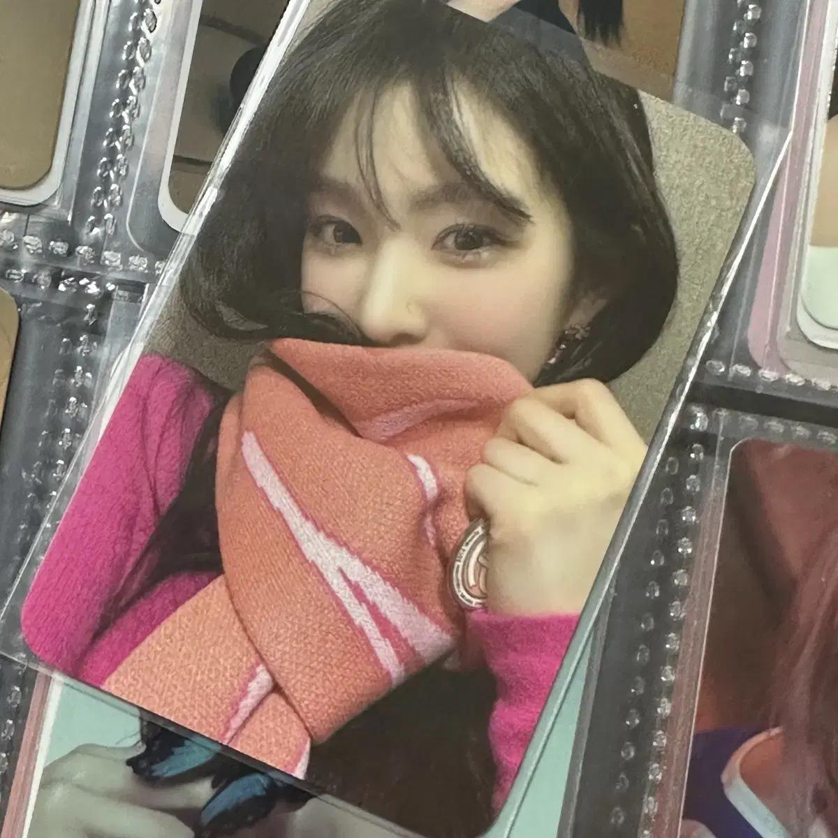 

Продаются фотокарточки Redvelvet Irene Smcu Wilderness